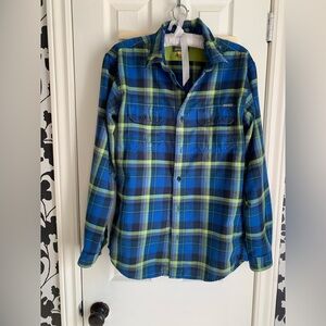 Eddie Bauer Blue and Green Plaid Button-Down Shirt Gorpcore cabin woods casual